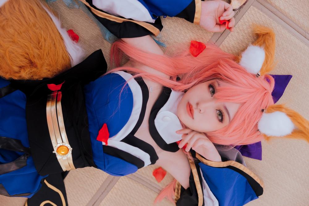 “必一运动官网”李小薇：暗恋是一个人的兵荒马乱